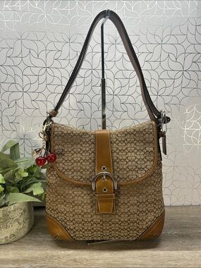 Vintage Coach soho Brown Signature Canvas Shoulder Bag with Silver Buckle